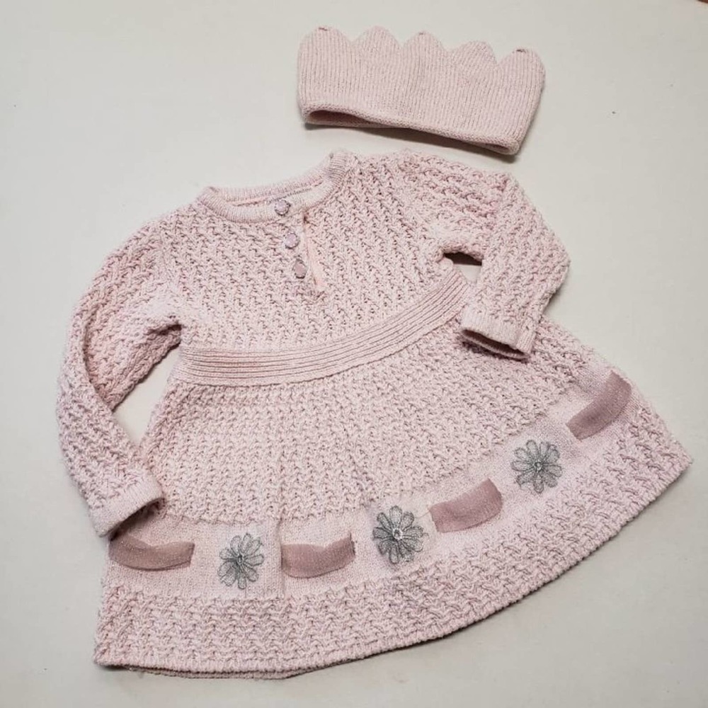 Catherine Malandrino Outfit with Crown